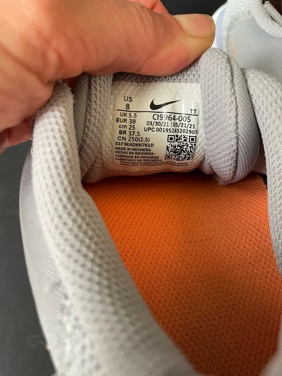 Women’s Nike Flex Experience Run Lilac Atomic Orange Sz 8 Athletic Running Shoes - Picture 8 of 9